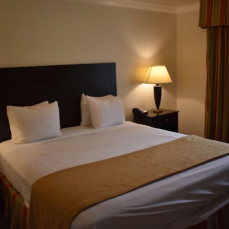 Best Western Colonial Inn Selma Esterno foto