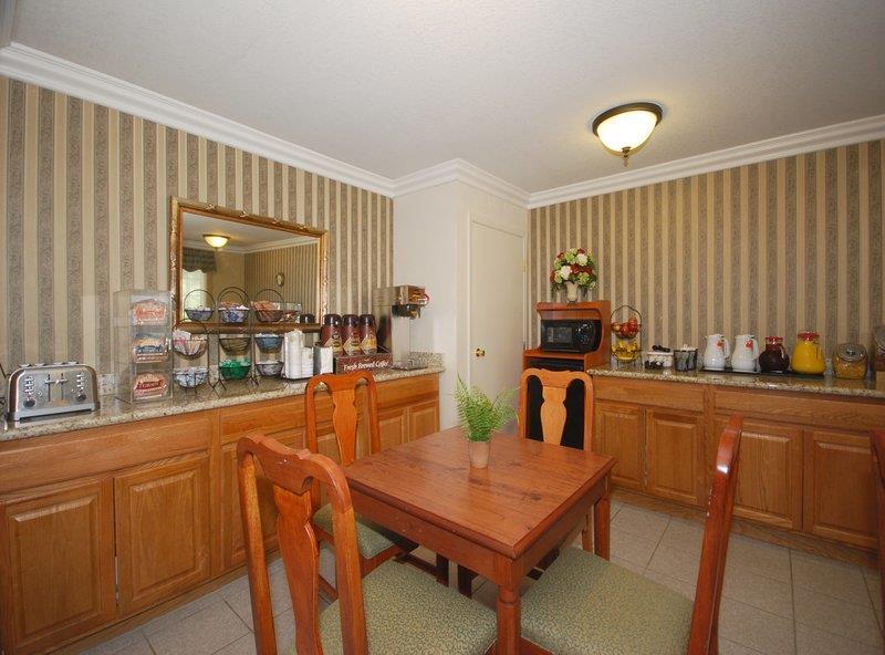 Best Western Colonial Inn Selma Ristorante foto